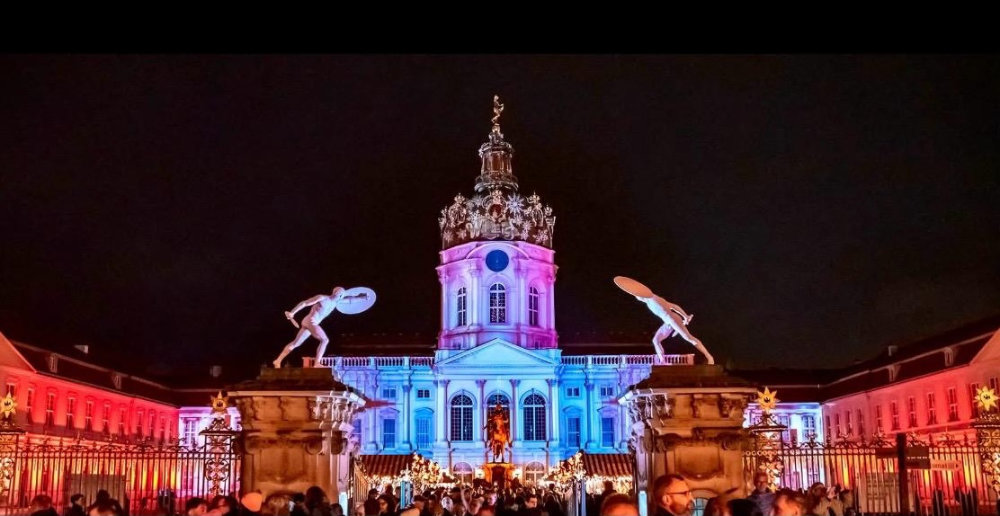 Trotz Baustelle am Schloss - Der Weihnachtsmarkt am Schloss Charlottenburg kann auch 2026 stattfinden